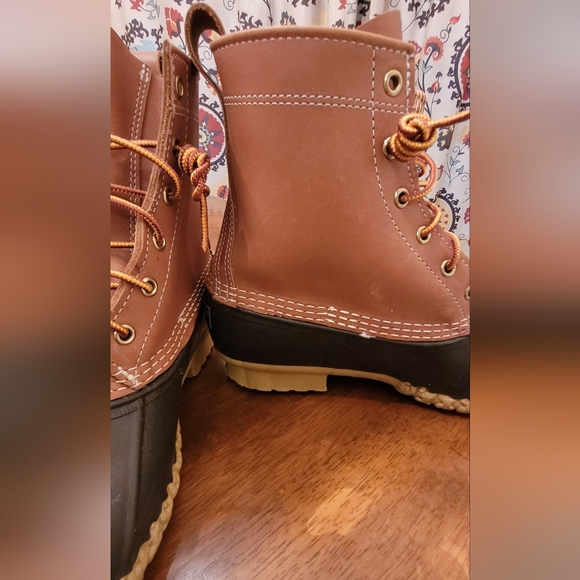 L.L. Bean Women's Bean Boot, 8" - Picture 4 of 7